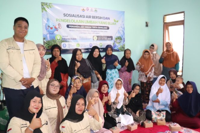 
					CSR Mahasiswa Untidar bersama PDAM Tirta Gemilang gelar sosialisasi air bersih dan pengelolaan limbah rumah tangga di Dusun Kranggan, Mertoyudan, Sabtu (23/5/2026). (Dok. Kegiatan)